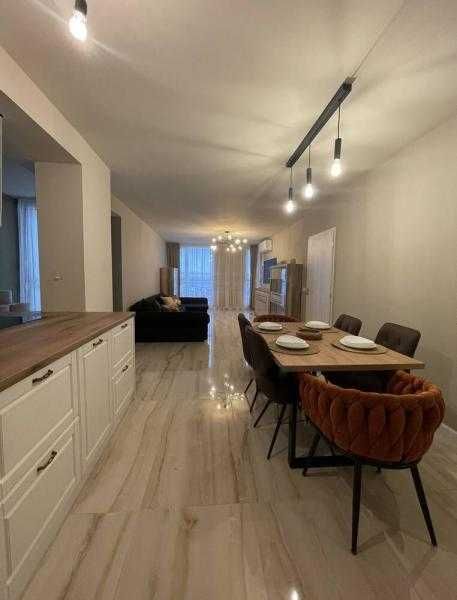 Голям и луксозен имот в кс- Сарафово