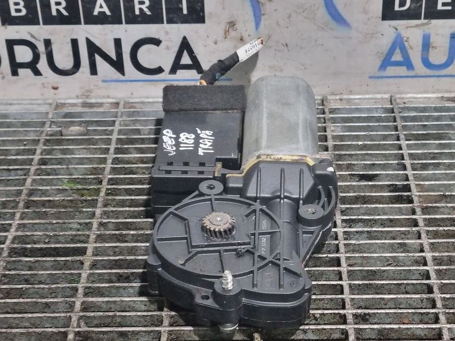 Trapa Jeep Grand Cherokee III 2005 - 2010 SUV 5 Usi (1188) MOTORAS TRAPA 3004353C