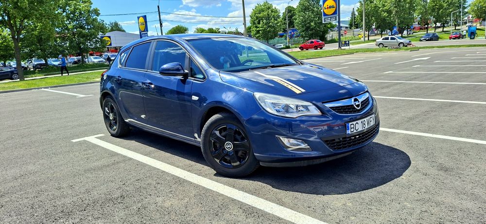 Opel Astra J 1.4 aspirat Euro 5