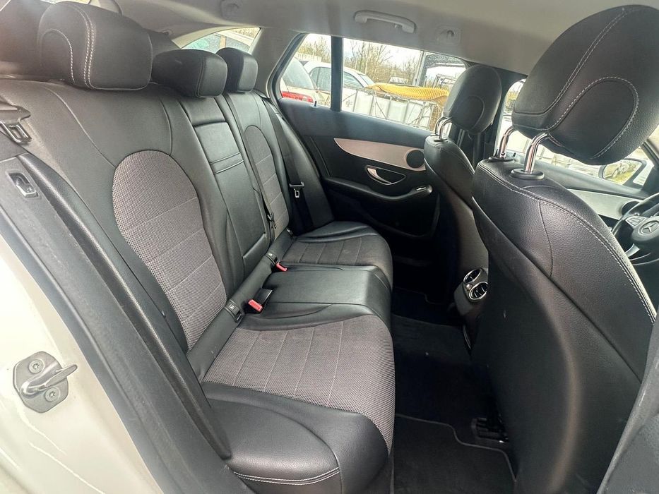 Нов Внос Mercedes C220 4matic 7G