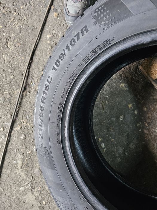 4 anvelope iarna 215 65 16C Kumho