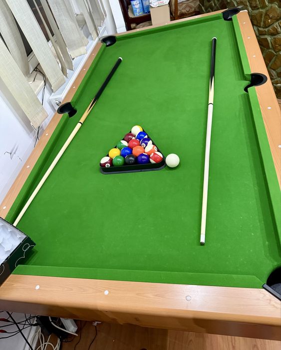 Masa mare de biliard
