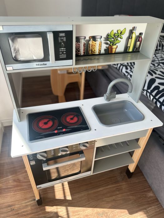 Детска кухня Miele