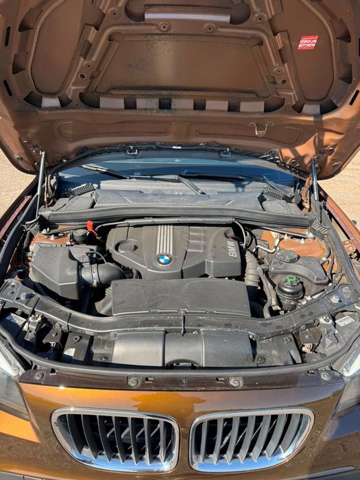 BMW X1 2011 — imagine 5
