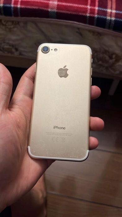 IPhone 7 32gb трещина в экране