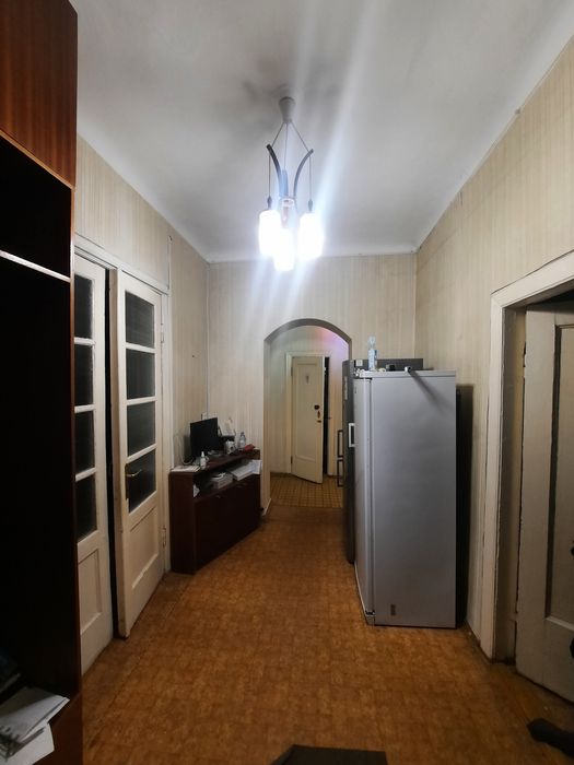 Квартира 4 комнаты. Большой балкон. Центр ЦУМ