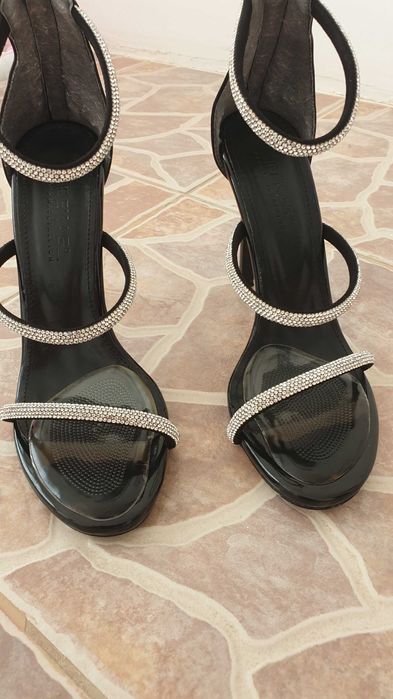 Сандали    37   номер