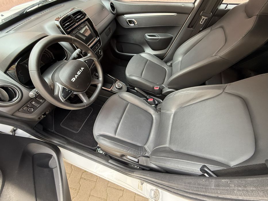 Dacia Spring Expression 2023 • 45 CP • Ca nouă • În garanție
