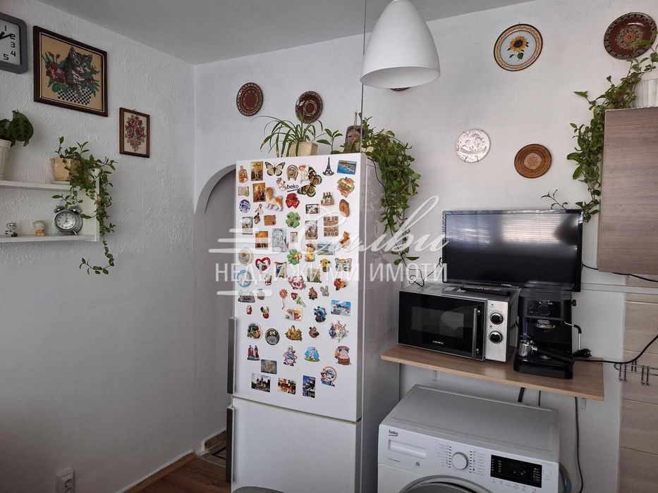 Тристаен апартамент-кв. Боян Българанов 1