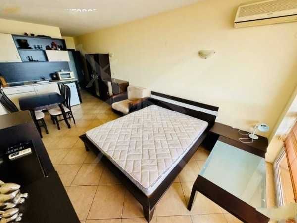 Продава се Ателие в к.к. Слънчев бряг - 43 кв.м за 1012 €/кв.м - Снимка #2