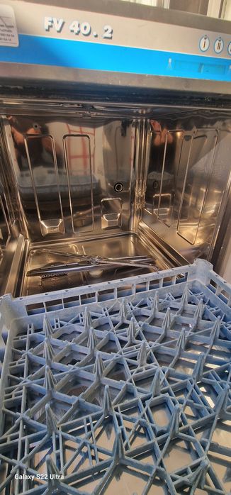 Продавам съдомиялна Meiko FV 40.2