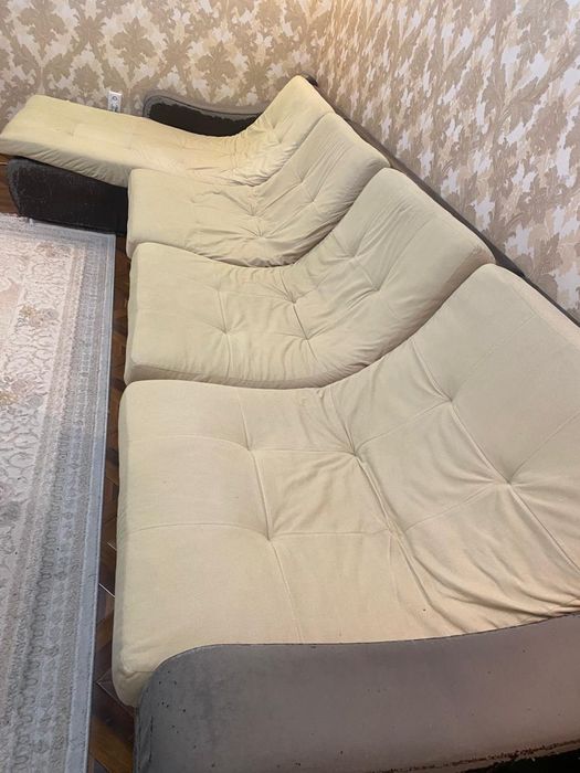 Продам диван в хорошем состояний