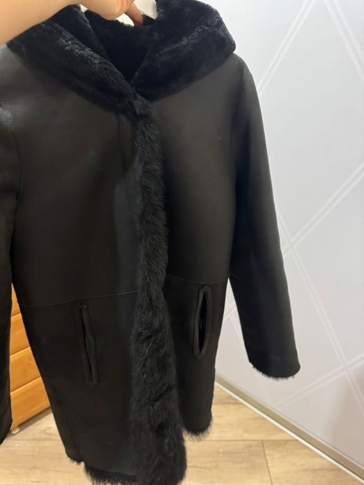 Продаю детскую дубленку