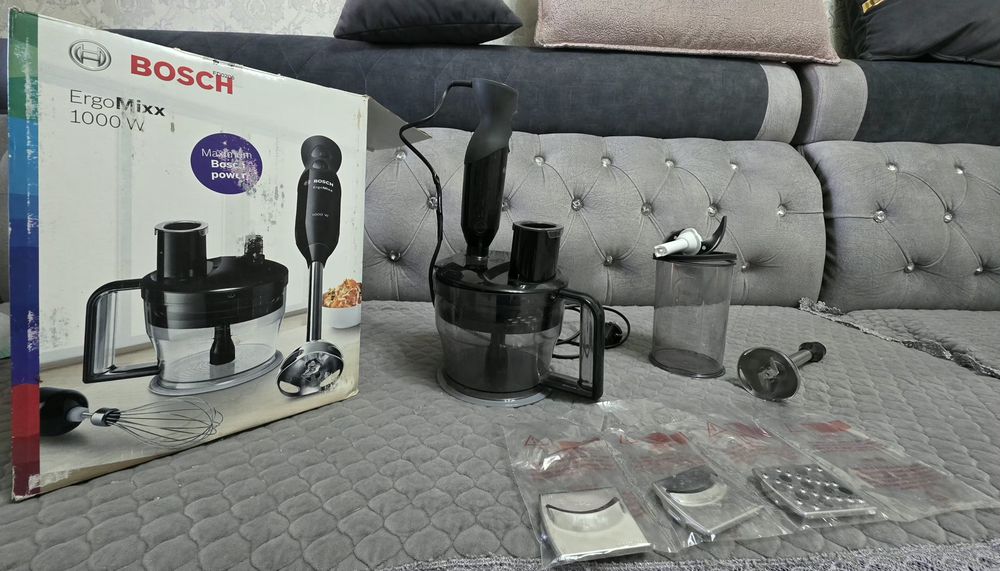 Bosch ErgoMixx 1000W в комплекте всё есть, венчик тоже