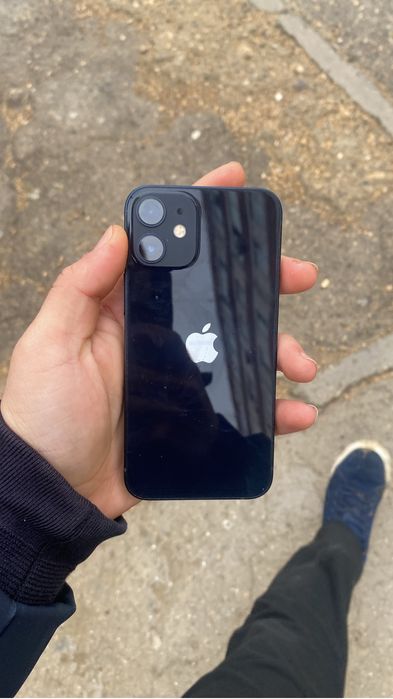 Iphone 12 mini сини