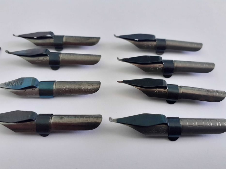 Комплект от 9 писци от Берлин Грмания