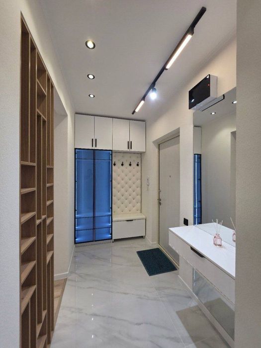 Срочно продается 3х ком кв-ра, ЖК Oz Makon, ор-р:Ул.Фергана Йули, 55м²