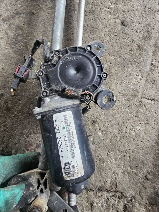 Ansamblu stergatoare cu motoras  Opel Vectra C 2002 09185806