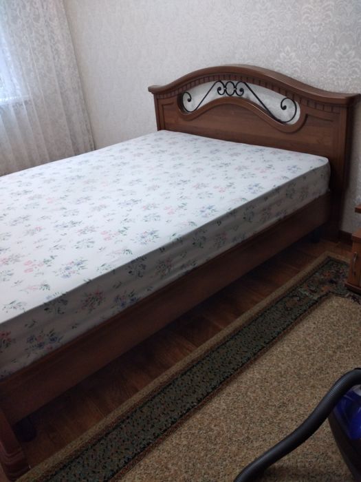 Продам кровать.В хорошем состоянии