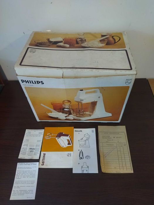 Продавам миксер Philips HR1171 с касова бележка от КОРЕКОМ