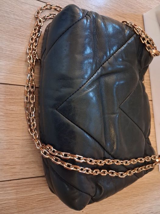 Дамска чанта на patrizia pepe  за 150 лв