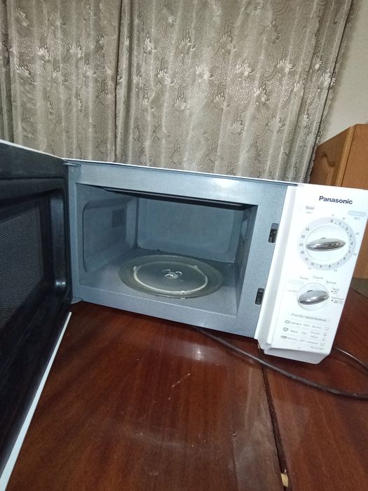 Продается микроволновка ELENBERG