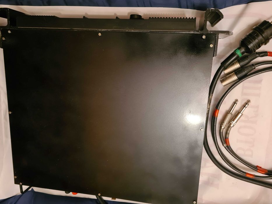 Стъпало KLOТZ РА-900--2×450w на 8 ома за КОЛЕКЦИОНЕРИ