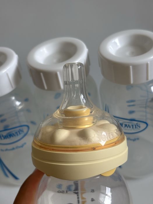 Шишета за събиране на кърма Dr. Brown's 120 мл, 4 броя + подарък