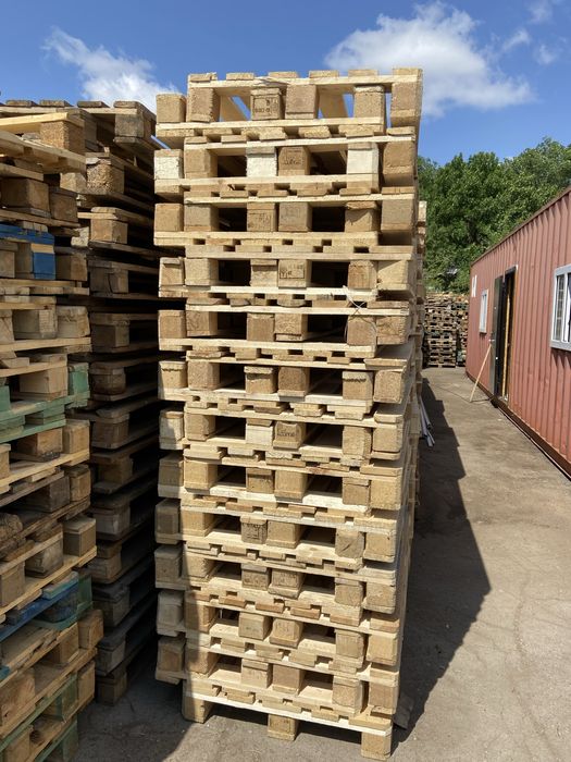 Диван из поддонов