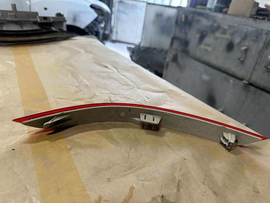 Светлоотразители за BMW X5  2010-2013