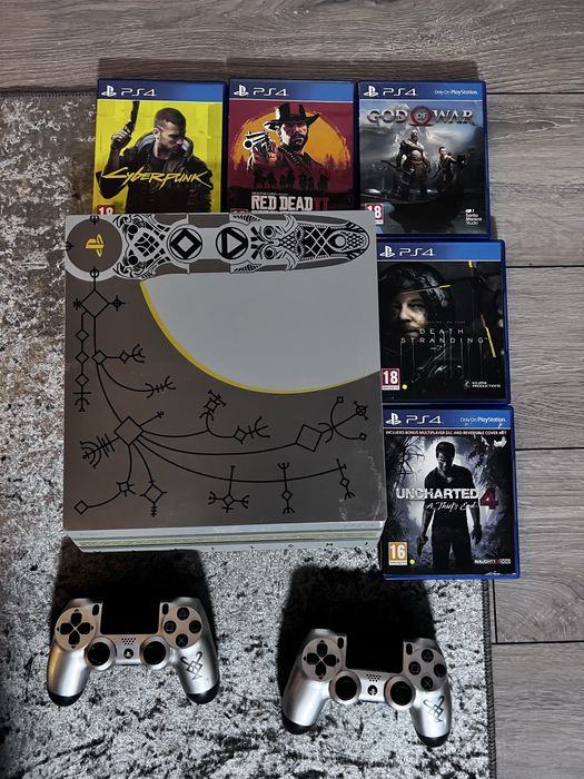 Playstation 4 pro god of war edition