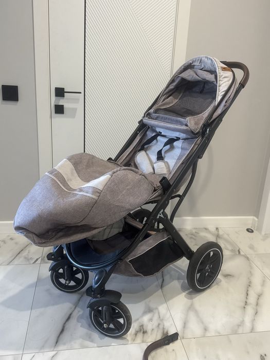 Коляска в отличном состоянии