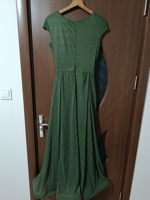 Официална рокля размер С