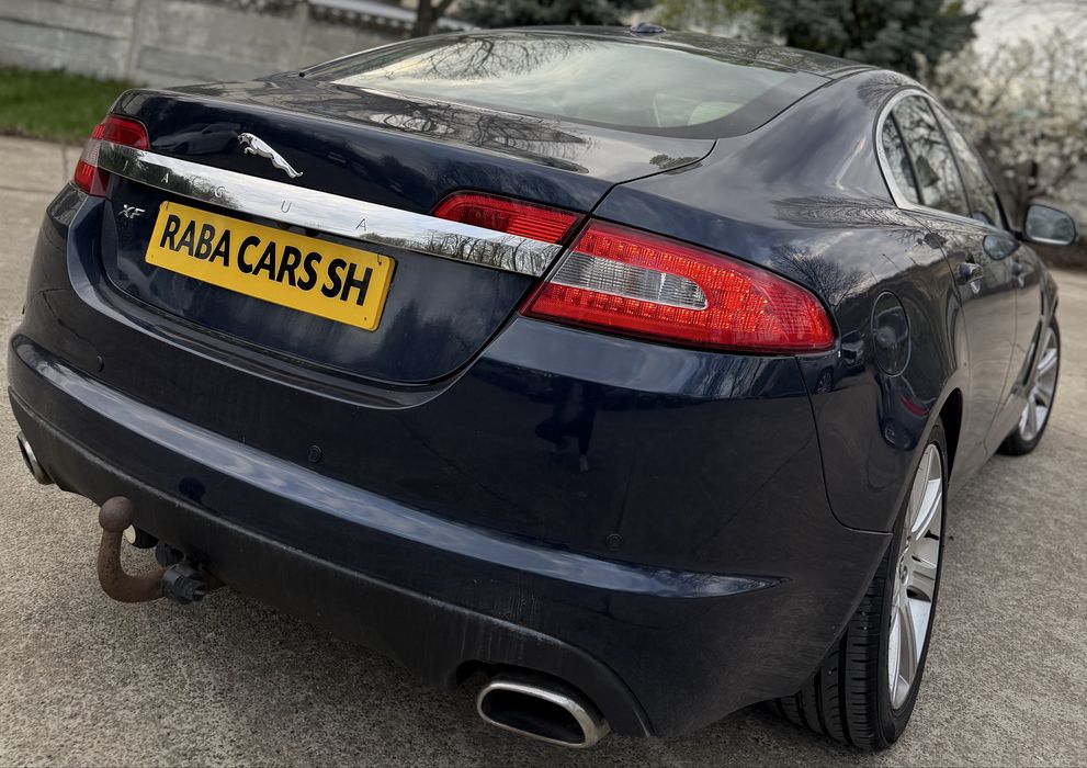 JAGUAR XF - PREMIUM LUXURY - 3.0 Diesel V6 - Euro 5 - 245 CP - Cutie Viteze Automata - Faruri Xenon - Stopuri Led - Posibilitate numere rosii 3 Luni -