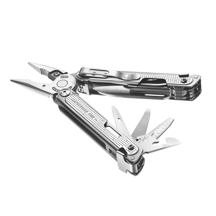 Лучший подарок! Мультитул Leatherman FREE P4