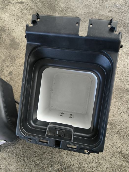 Хладилник/жабка за Range Rover Sport