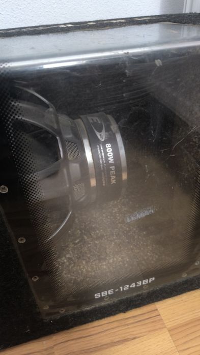 Vând Amplificator/ Subwoofer auto