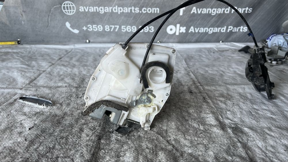 Suzuki SX4 брава за задна лява врата