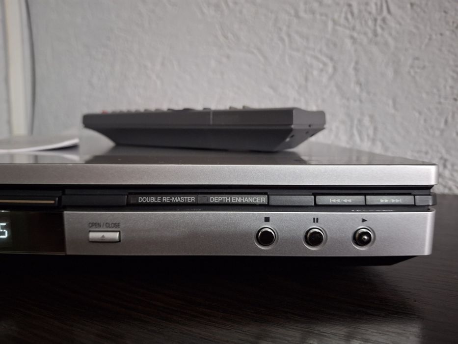 Продам DVD/CD Player Panasonic DVD-S75