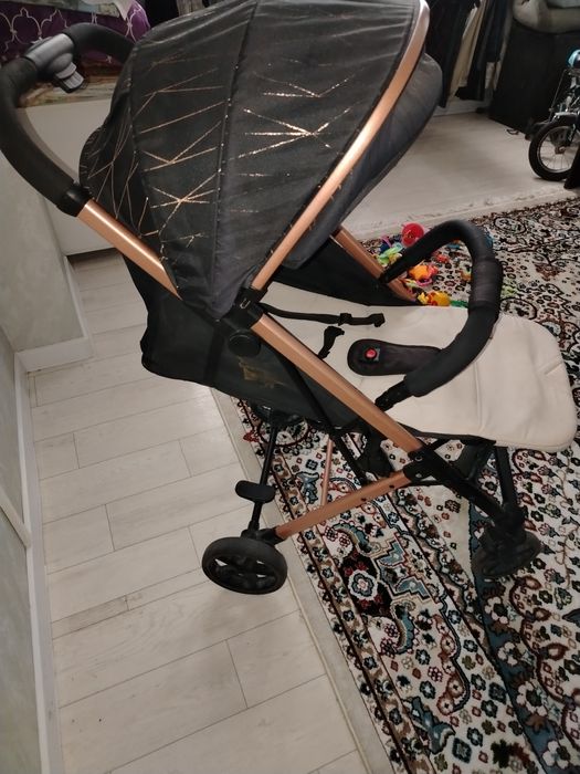 Детская коляска..