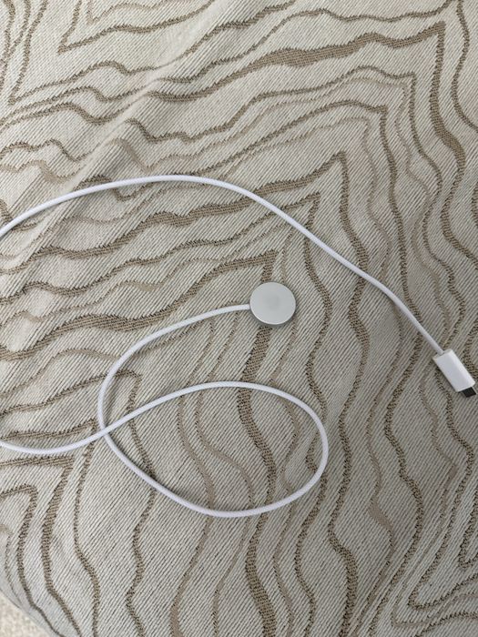 Продам Apple Watch series 8