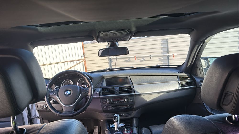 Vand BMW X6 2011