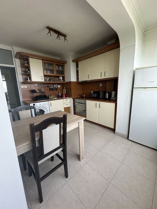 Дава се под наем Двустаен апартамент в София, Света Троица - 77 кв.м за 647.19 € - Снимка #1