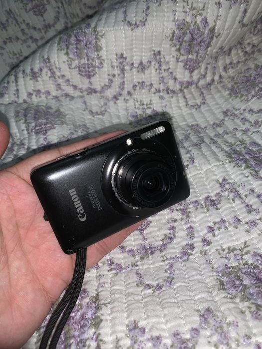 Canon ixus 120 is original