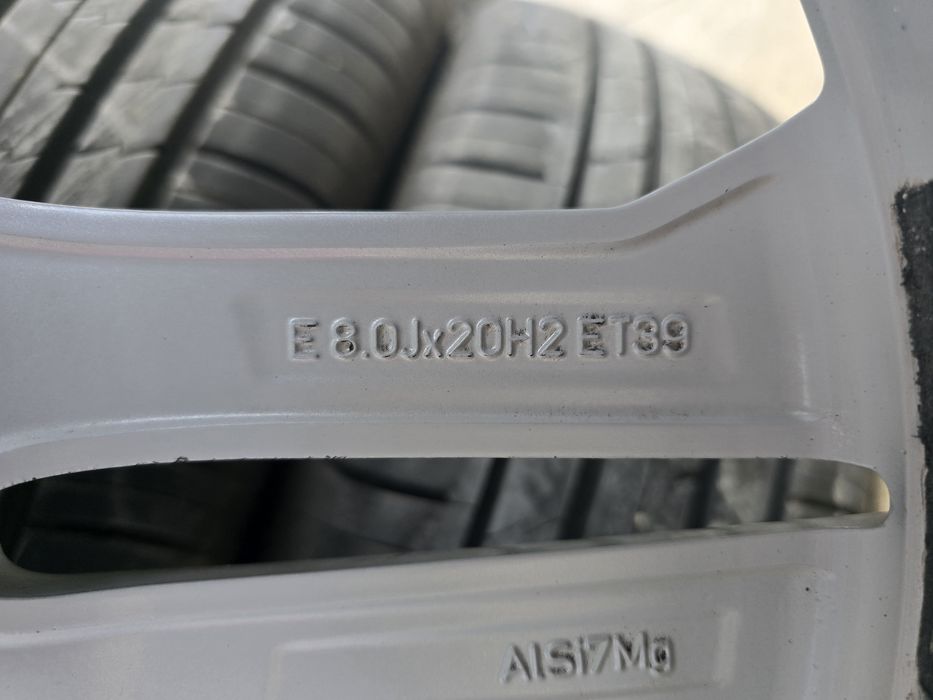 Vand jante ORIGINALE Audi Q5,cu anvelope 255 45 20 vara!