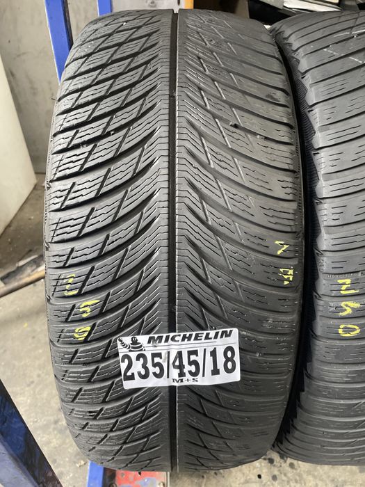 235/45/18 Michelin M+S