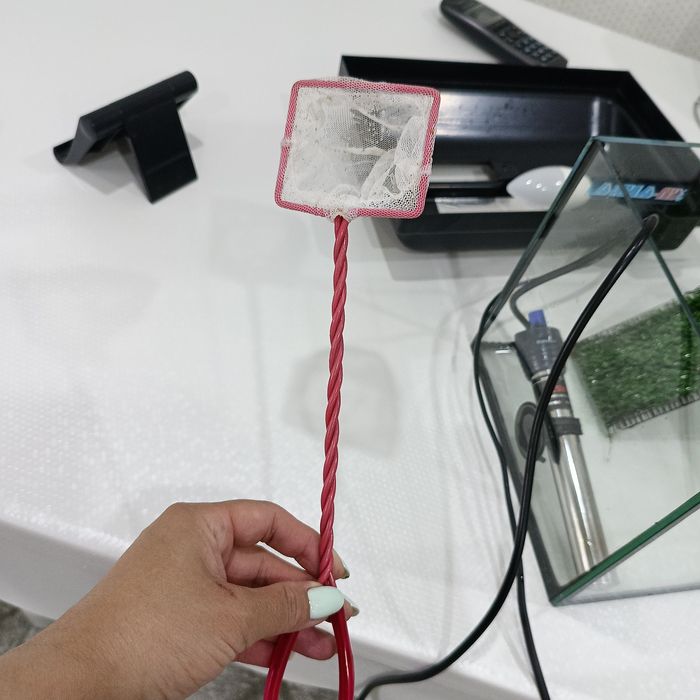 Продам аквариум 9т.обогреватель 5т..