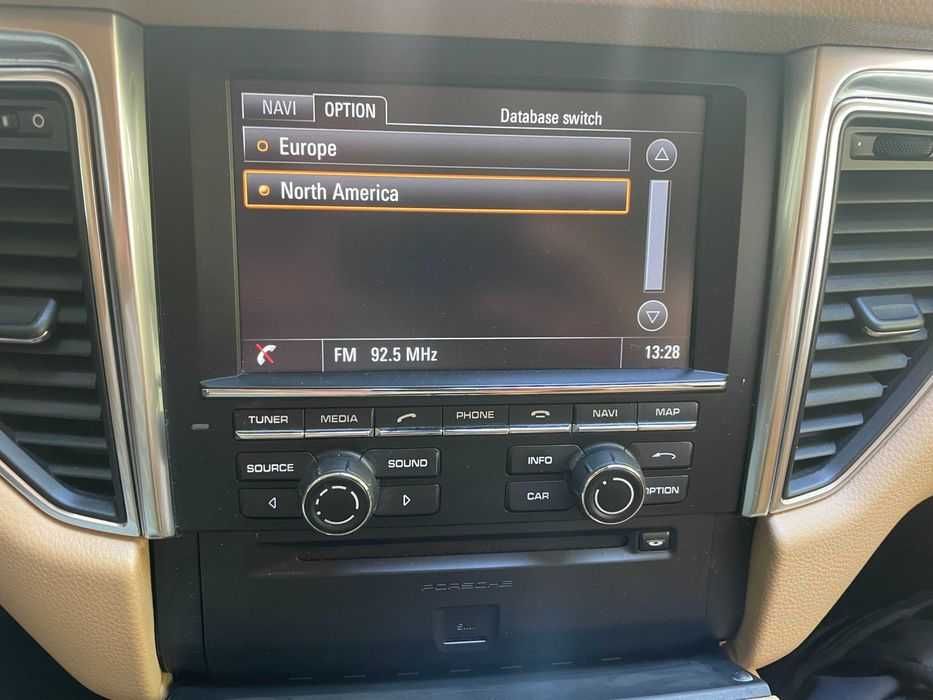 Карти 2026 Porsche PCM 3.1 ъпдейт Европа Порше Cayenne Panamera Macan