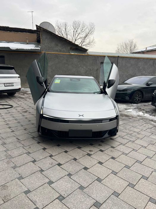 Xpeng P7 702 Long Range Ultra, naqd va halol nasiya