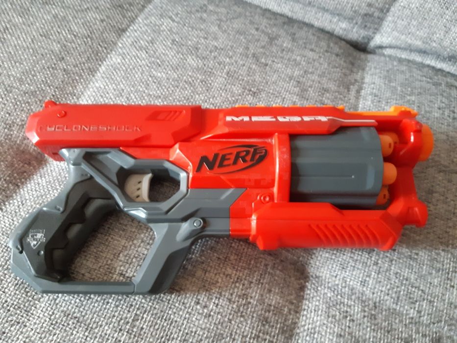 Бластер NERF Mega пистолет